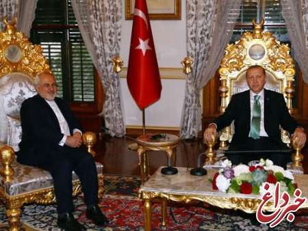 همکاری ایران و ترکیه در رفع بحران های منطقه موثر و مفید است/ دعوت اردوغان از روحانی برای سفر به ترکیه