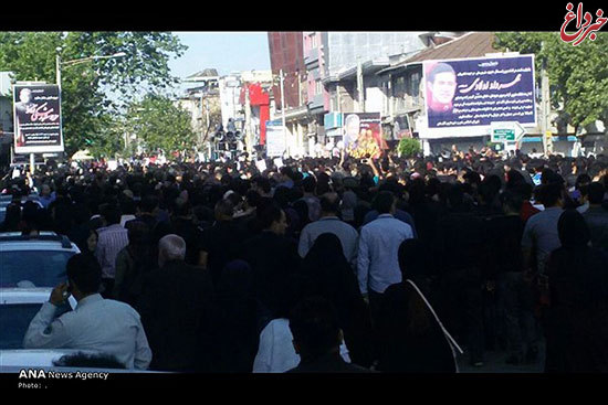 عکس: ازدحام جمعیت در تشییع اولادی