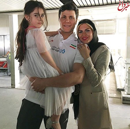 ملی پوش والیبال در کنار همسر و دخترش +عکس