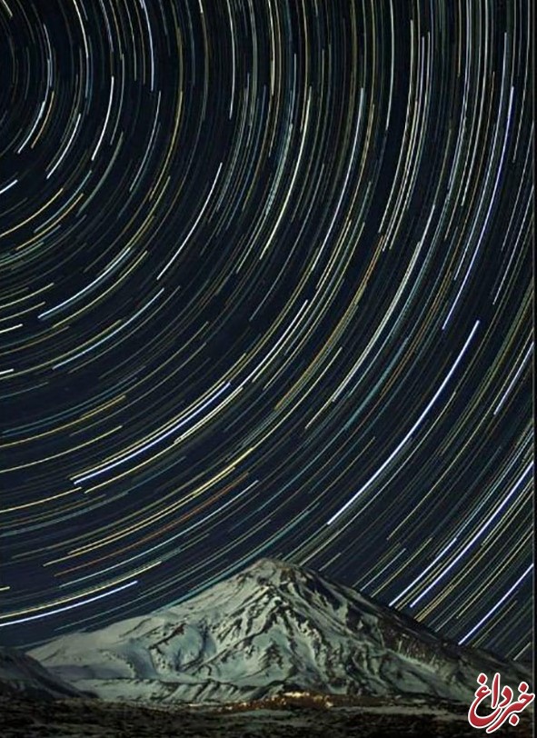 تصویر طلوع دب‌اکبر بر فراز کوه دماوند