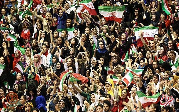 FIVB همچنان از ایران می‌خواهد که حضور بانوان در ورزشگاه‌ها را آزاد کند