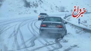 برف و باران در جاده های همدان / مسافران از سفرهای غیرضرور پرهیز کنند