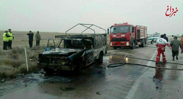 آتش‌سوزی خودروی پیکان‌وانت در فیروزه/ 3 کشته و 8 مصدوم