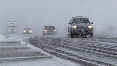 آخرین وضعیت جوی و ترافیکی راه‌های کشور/بارش برف و باران در جاده‌ها/ ترافیک پرحجم و روان در محورهای هراز و کرج - چالوس