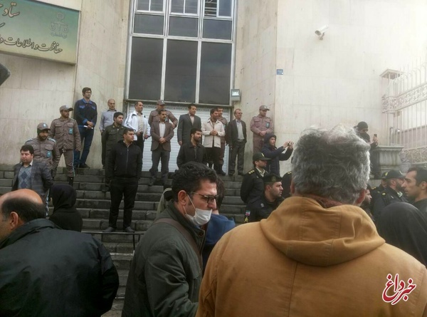 احمدی‌نژاد و مشایی محل دادگاه بقایی را ترک کردند