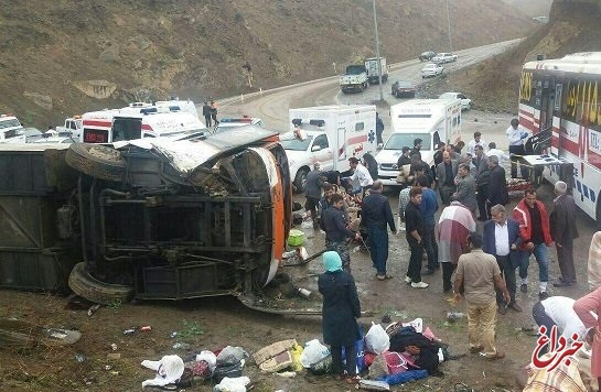یک دستگاه اتوبوس صبح امروز در محور یاسوج به دره واژگون شد / 3 کشته و 10 مصدوم