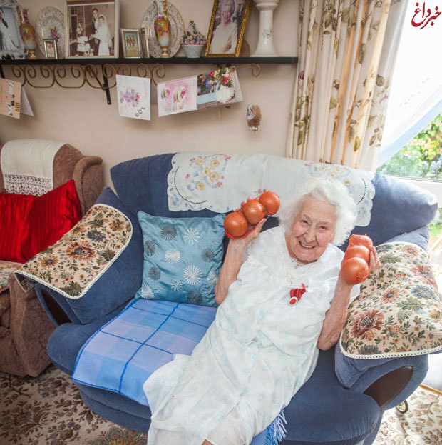 پیرزن ۱۰۹ ساله از راز طول عمرش پرده برداشت! +عکس