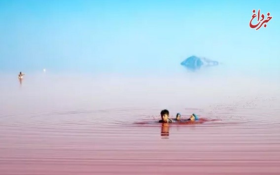 آیا نجات دریاچه ی ارومیه از مرگ، روحانی را پیروز انتخابات می کند؟ / احمدی نژاد و اصولگرایان هیچ توجهی به این دریاچه نداشتند
