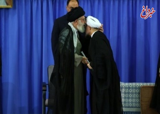 رهبر معظم انقلاب حکم روحانی را تنفیذ کردند: به پیروی از گزینش ملت ایران، رأی آنان را تنفیذ و دانشمند محترم دکتر حسن روحانی را به ریاست جمهوری اسلامی ایران منصوب می‌کنم