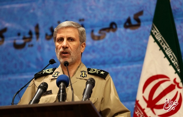 وزیر دفاع: دشمن تصمیم جدی برای ایجاد محرومیت در کشور دارد/ نیروهای مسلح ایران مردمی هستند