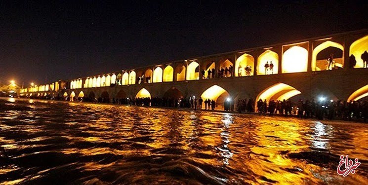 زاینده‌رود دوباره در شهر اصفهان جاری شد
