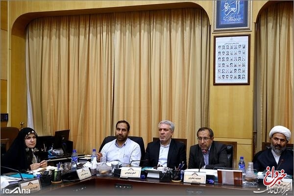 حضور رئیس سازمان میراث‌فرهنگی، صنایع‌دستی و گردشگری در نشست کمیسیون فرهنگی مجلس