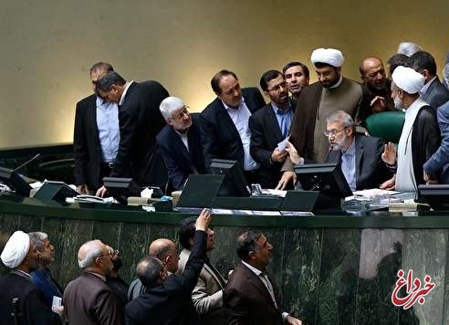 نقوی حسینی: با توجه به بیانات مقام معظم رهبری، بررسی لایحه CFT در مجلس منتفی است/ باید خودمان بر اساس شرایط کشورمان این موضوعات را بررسی کرده و به تصویب برسانیم