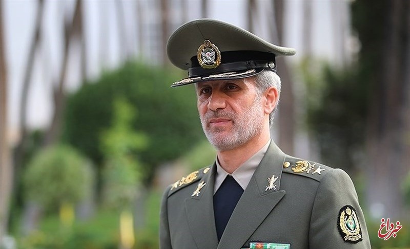 وزیر دفاع: ۳۱ مرداد، از یک جت جنگنده ایرانی رونمایی می‌شود