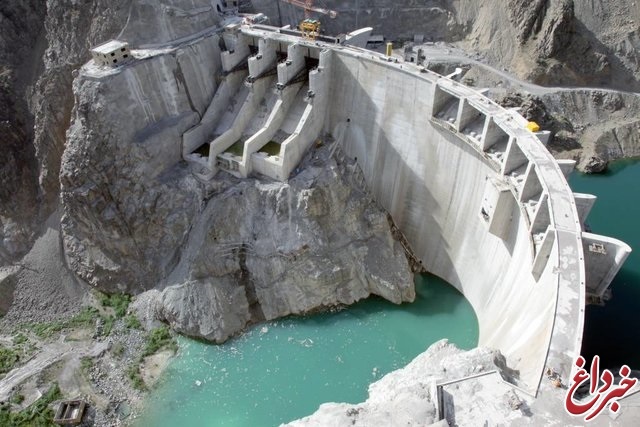 سطح آب ذخایر سدهای ایران 'بحرانی است'