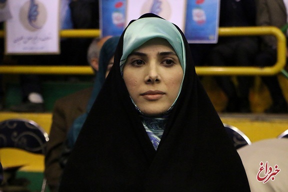 فاطمه حسینی: شعار پوپولیستی «یارانه‌ها را چند برابر کنید»‌ شرایط را بدتر می‌کند/ سال آینده تورم مهمان خانه‌های مردم خواهد بود
