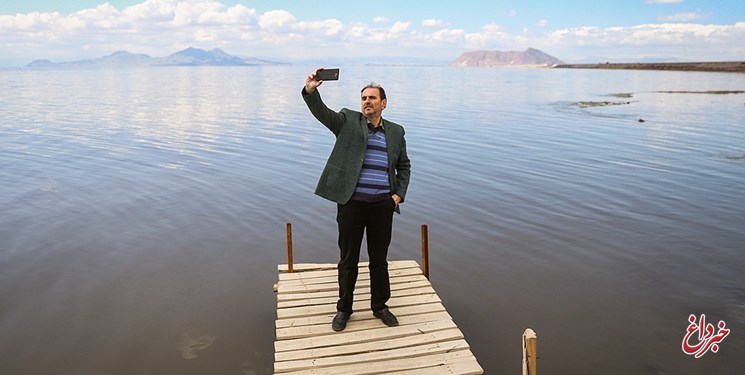 دریاچه ارومیه زنده شد / ۵۰ درصد دریاچه را آب فرا گرفت