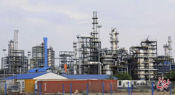 هند با توقف خرید نفت از ایران کنار می‌آید