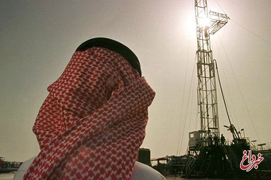 تولید نفت عربستان «تقریبا به نصف» کاهش یافت