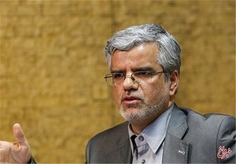 محمود صادقی: اصلاح‌طلبان از قطار نظام پیاده نمی‌شوند
