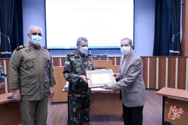 دکترای افتخاری دافوس به ۲ پیشکسوت ارتش اعطا شد