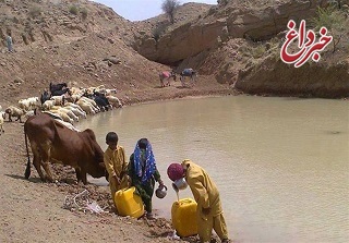بی‌آبی در کنارک سیستان و بلوچستان / ۱۰۰ خانوار منطقه ماهاست ‌آب ندارند؛ علت: فرسودگی لوله آب / استفاده مردم از ذخیره آب باران در چاله‌های انسان‌ساز برای تامین آب شرب و شست‌وشو