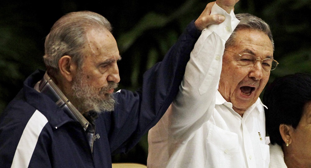 پایان دوران کاستروها در کوبا؛ رائول کاسترو از رهبری حزب کمونیست کوبا استعفا داد