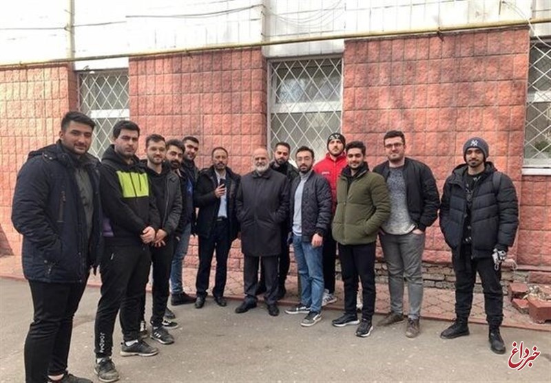 آخرین وضعیت دانشجویان ایرانی در اوکراین / یک دانشجوی مقیم اوکراین: ۳۰۰ ایرانی هنوز شهر‌های محاصره شده هستند؛ خروجشان قطعا رایزنی‌ها دیپلماتیک می‌خواهد