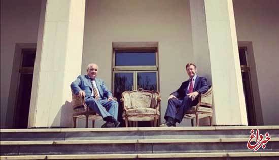 عکس سفیر جدید انگلیس در محل کنفرانس تهران!
