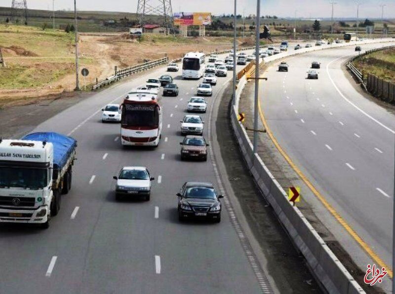 وضعیت جاده‌ها و راه ها، امروز ۱۰ آبان ۱۴۰۰ / ترافیک سنگین در آزادراه قزوین- کرج / تردد روان در مسیرهای شمال / بارش باران در جاده‌های آذربایجان غربی و شرقی