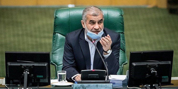 نیکزاد: مصوبه واردات خودرو را با هماهنگی شورای نگهبان اصلاح کردیم، نه با نظر مجمع تشخیص