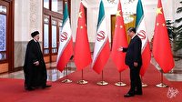 انتقاد روزنامه «جمهوری اسلامی» از سفر رئیسی به چین: پکن «وعده سر خرمن» داد / فردای پایان سفر، دلار به ۴۶ هزار تومان رسید