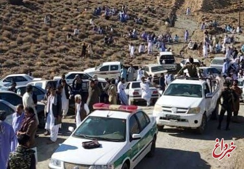 معترضان، معدن طلای تفتان سیستان و بلوچستان را تعطیل کردند