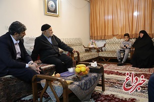 مدیرعامل شستا با خانواده شهید حسین حسنی دیدار کرد