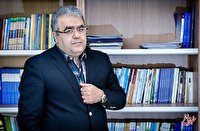 انتقاد رییس اتاق بازرگانی تهران از دلار ۴۰ هزار تومانی: دولت هم چوب را می‌خورد هم پیاز را/ دود این سیاستها به چشم صادر کننده‌ها می‌رود