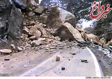 ریزش سنگ از کوه 5 نفر را در جاده هراز مصدوم کرد
