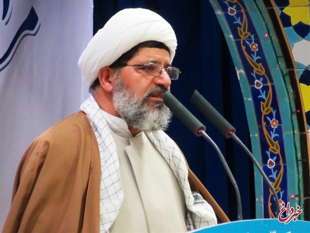 نماینده ولیفقیه: حصر خانگی لطف نظام و مماشات است نماینده ولیفقیه: حصر خانگی لطف نظام و مماشات است