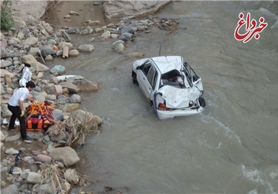 مرگ یک کودک پس از سقوط خودرو در رودخانه +عکس