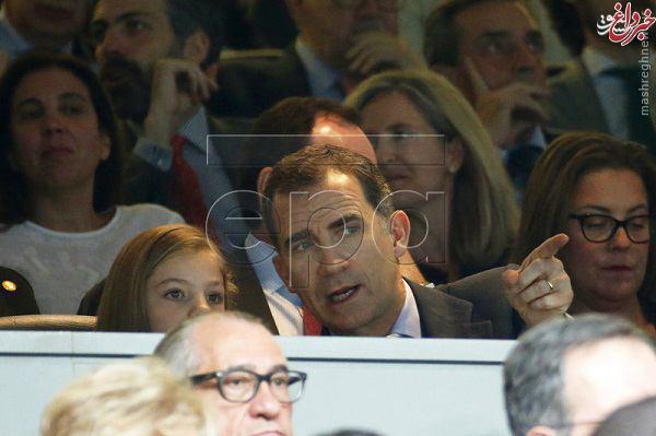 شاه اسپانیا و دخترش در دیدار رئال و من سیتی+ عکس
