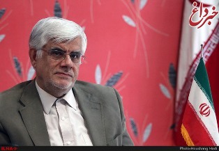 محمدرضا عارف:برای محقق نشدن آرزوی یک دوره‌ای شدن دولت روحانی باید تلاش کنیم/ حق ندارم به خواست مردم بی‌توجه‌ای کنم
