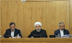 روحانی: توقیف دارایی ایران در آمریکا دزدی آشکار و رسوایی بزرگ حقوقی است/ هیچ دزدی نمی‌تواند به دزدی خود افتخار کند