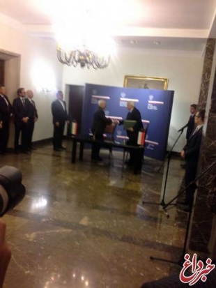 ایران و لهستان سند رایزنی های سیاسی امضا کردند