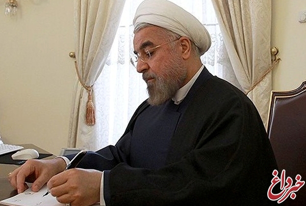 روحانی فرداشب از فیش‌های حقوقی نامتعارف خارج از دولت را رو خواهد کرد؟