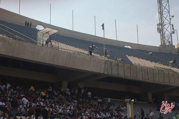 حاشیه های پیش از بازی ایران-کره جنوبی / کره ای ها با بازوبند مشکی در استادیوم آزادی