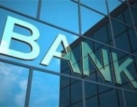 برخی بانکها ورشکسته اند