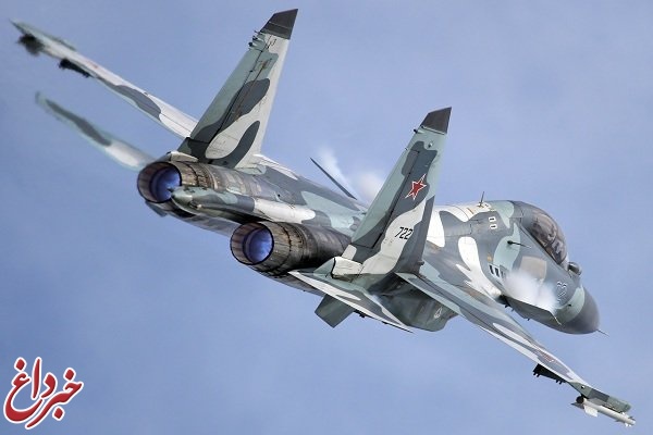مانور نمایشی هواپیماهای جنگنده ایران، روسیه و لتونی در جزیره کیش