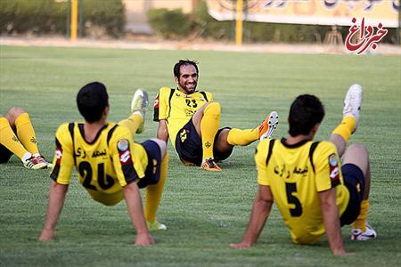 سیدجلال در زمین اعصاب ندارد و زود جوش می‌آورد!