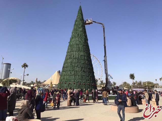 درخت کریسمس 25 متری در بغداد به نشانه همبستگی با مسیحیان عراق