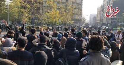 اقدامات مشکوک احمدی‌نژادی‌ها و پایداری‌ در تجمعات اعتراضی/دم خروس بیرون زد