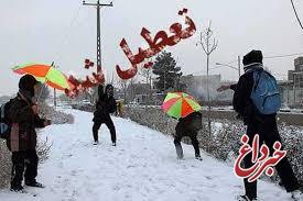 برف، مدارس 6 شهر اردبیل را تعطیل کرد
